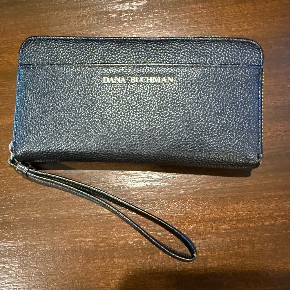 Dana Buchman Elegant Black‎ Wristlet